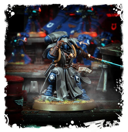 Warhammer 40,000 Space Marines Primaris Librarian in Phobos Armour