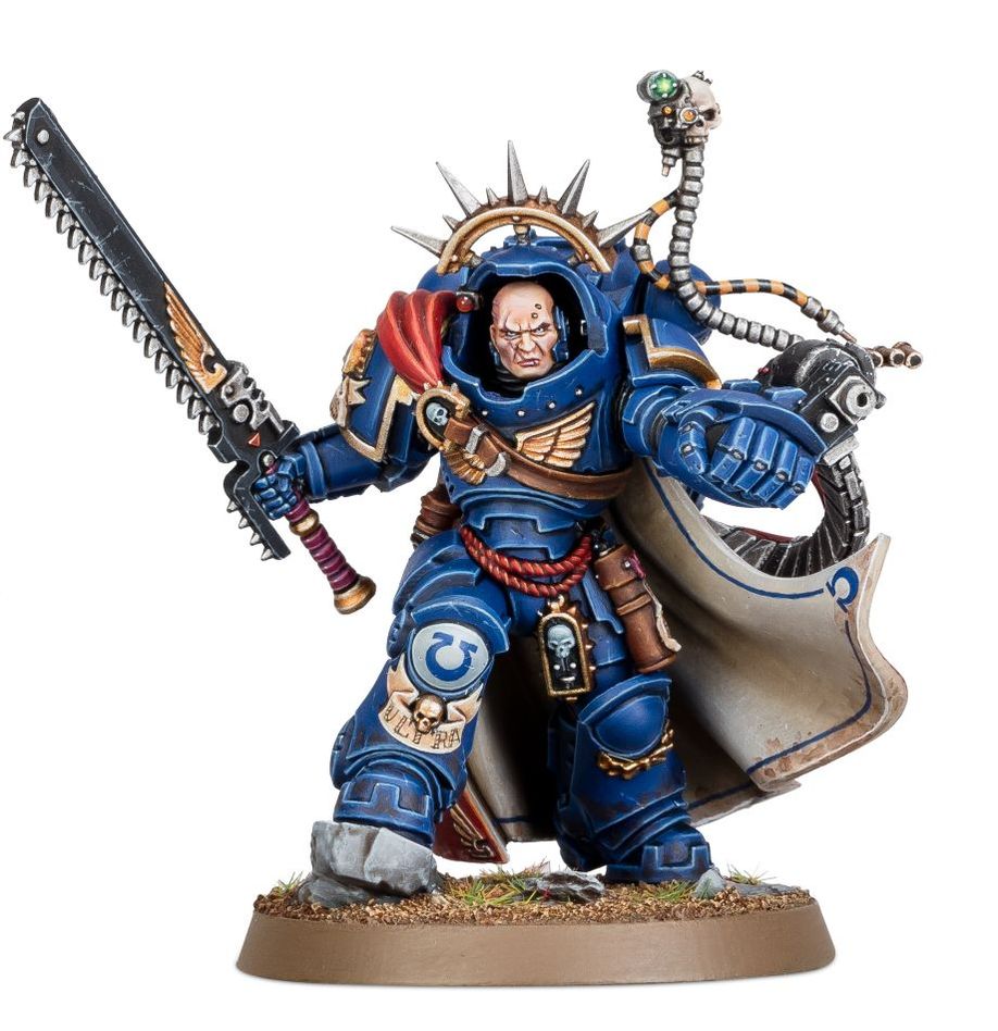 Warhammer 40,000 Space Marines Captain in Gravis Armour