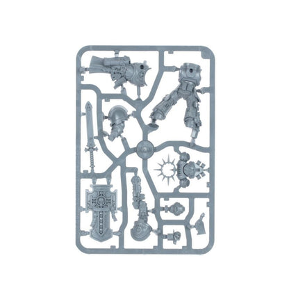 Warhammer 40,000 Space Marines Lieutenant with Storm Shield