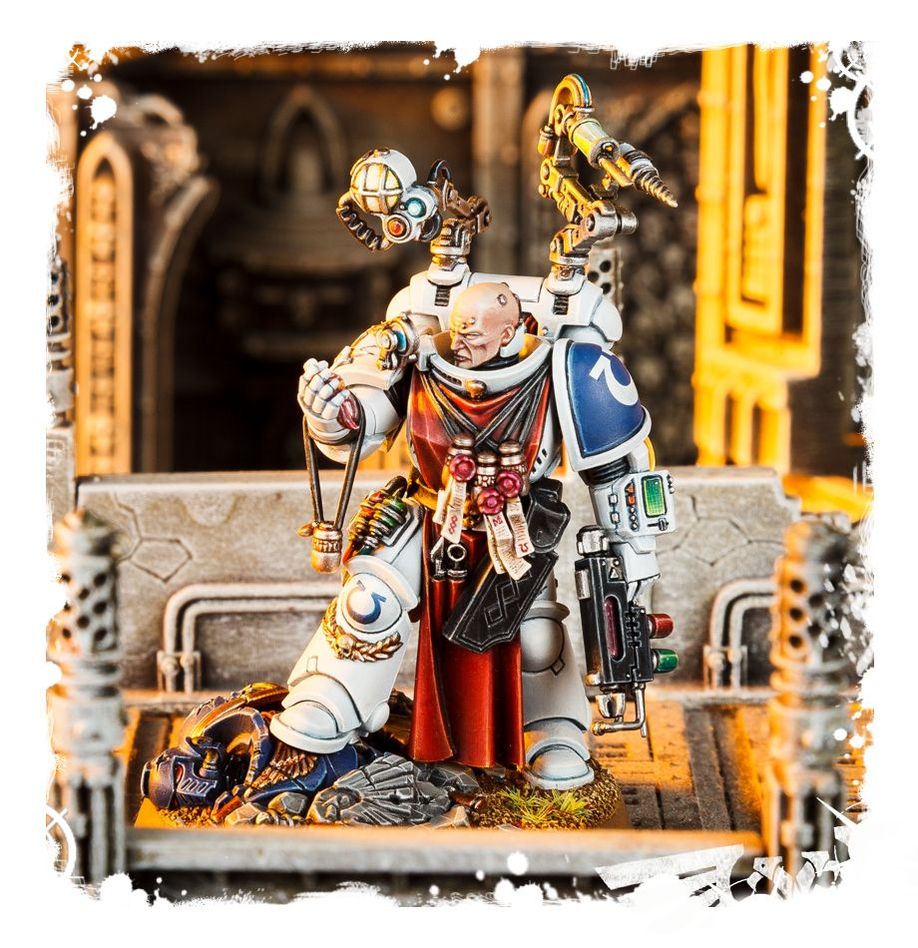 Warhammer 40,000 Space Marines Apothecary