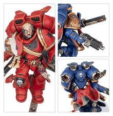 Warhammer 40,000 Space Marines Captain with Jump Pack
