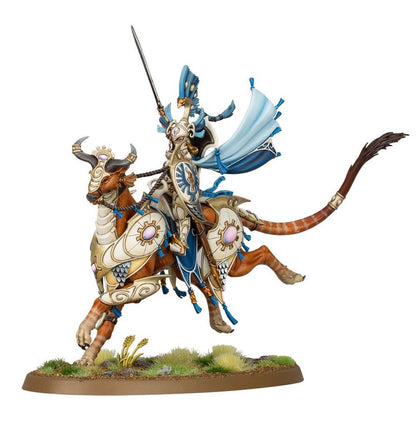 Warhammer Age of Sigmar Lumineth Realm-Lords Lyrior Uthralle, Warden of Ymetrica/Vanari Lord Regent