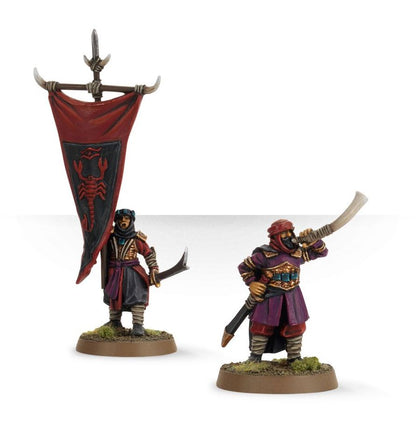 Middle-earth™ Strategy Battle Game - Haradrim™ Commanders